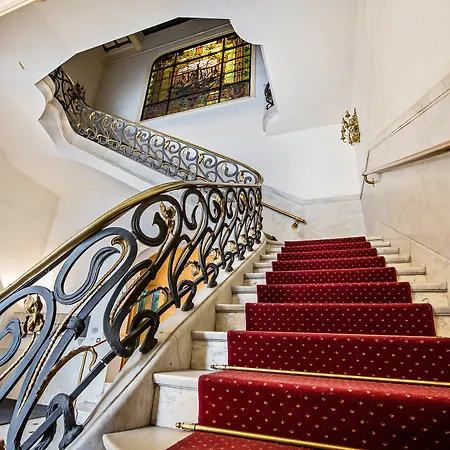 Sweet Plaza Catalunya - Centre 4*