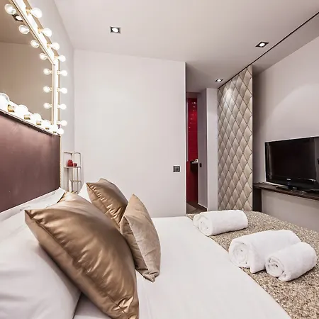 Sweet Plaza Catalunya - Centre 4*